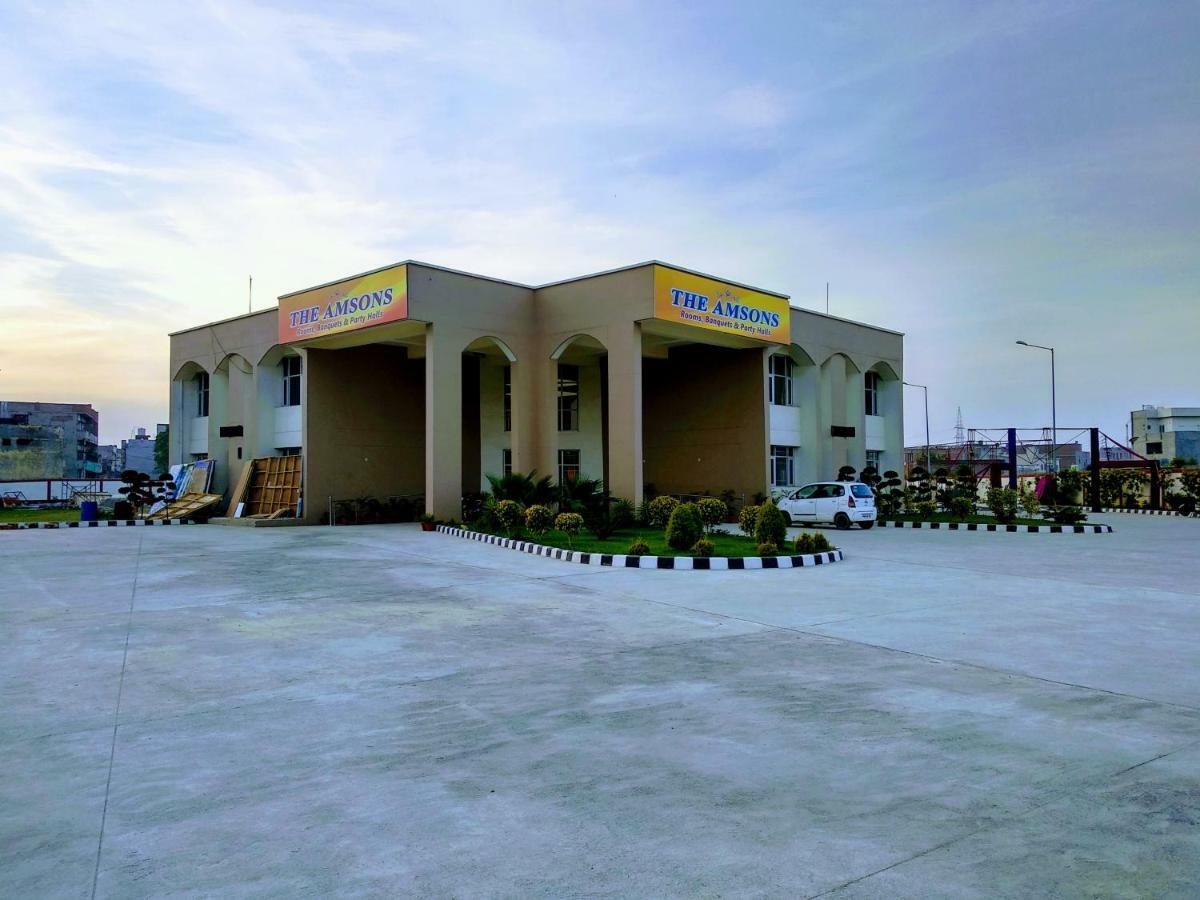 The Amsons Resorts Ludhiana Zewnętrze zdjęcie