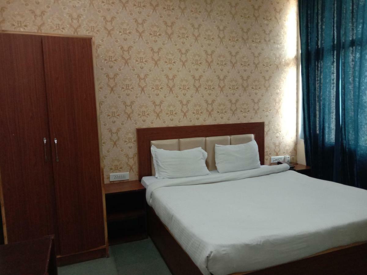 The Amsons Resorts Ludhiana Zewnętrze zdjęcie